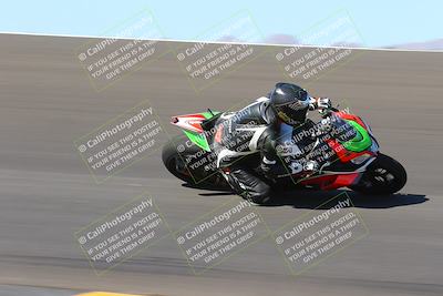 media/Oct-09-2022-SoCal Trackdays (Sun) [[95640aeeb6]]/Bowl (1015am)/